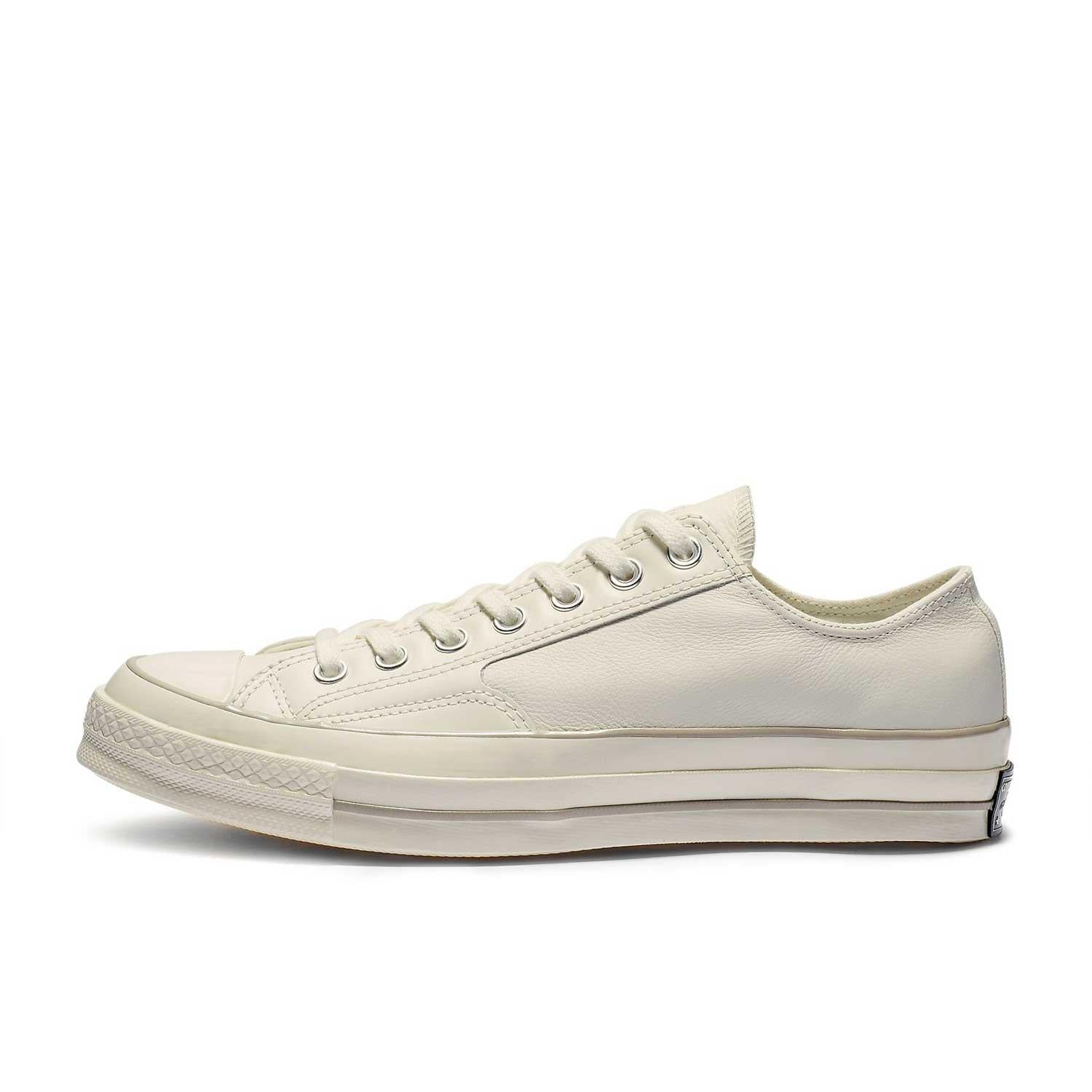 Converse Chuck 70 Luxe Leather Low Top