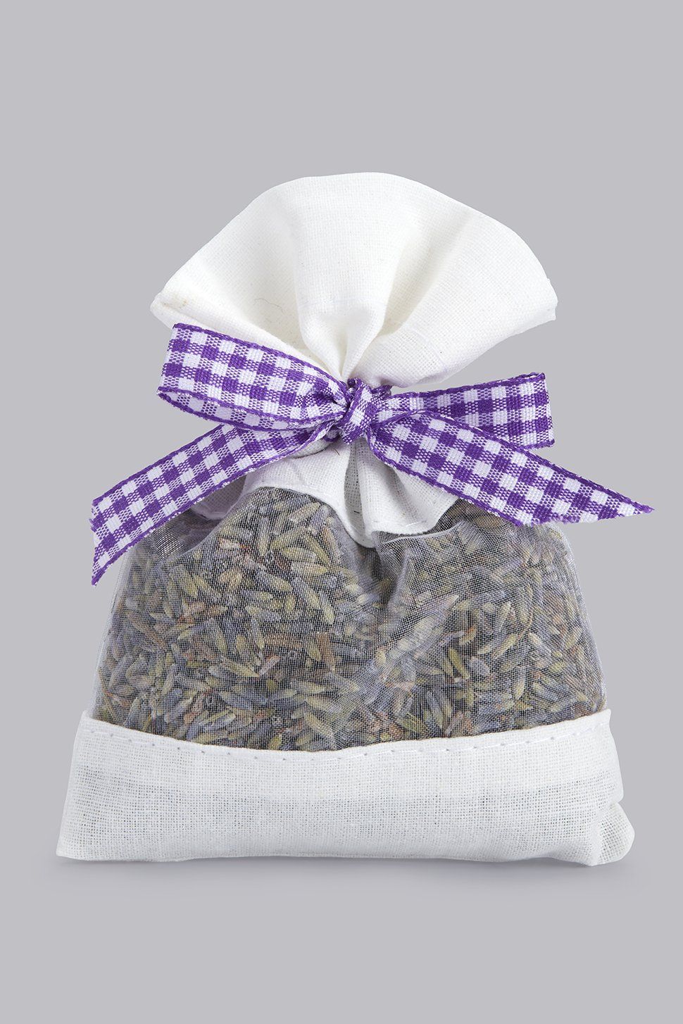Lavender( Lavandula angustifolia) , dried lavender flowers, scented sachets,  lavender bags, lavender scent, lavender aroma Stock Photo - Alamy