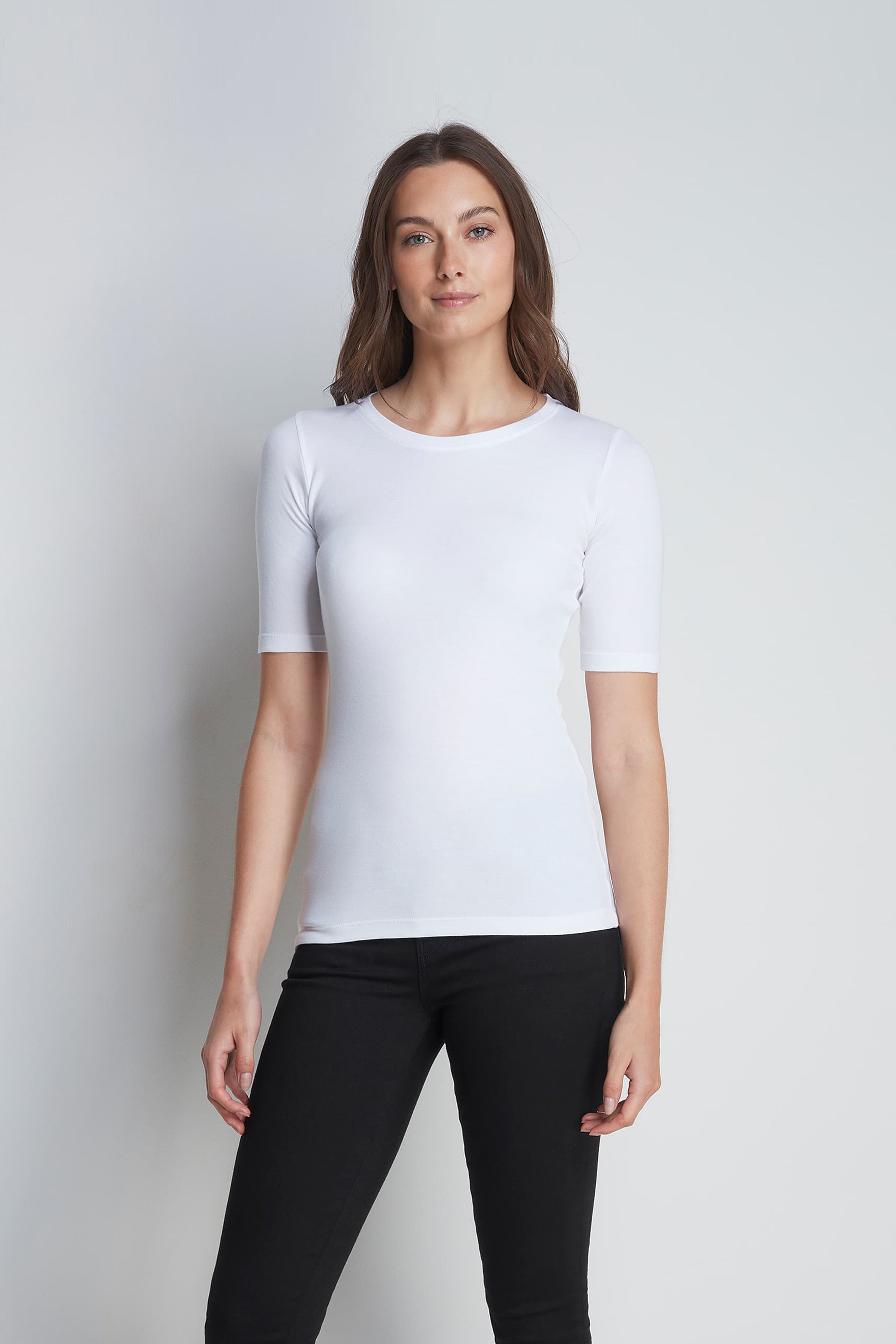 Quality white t-shirt - straight fit t-shirt