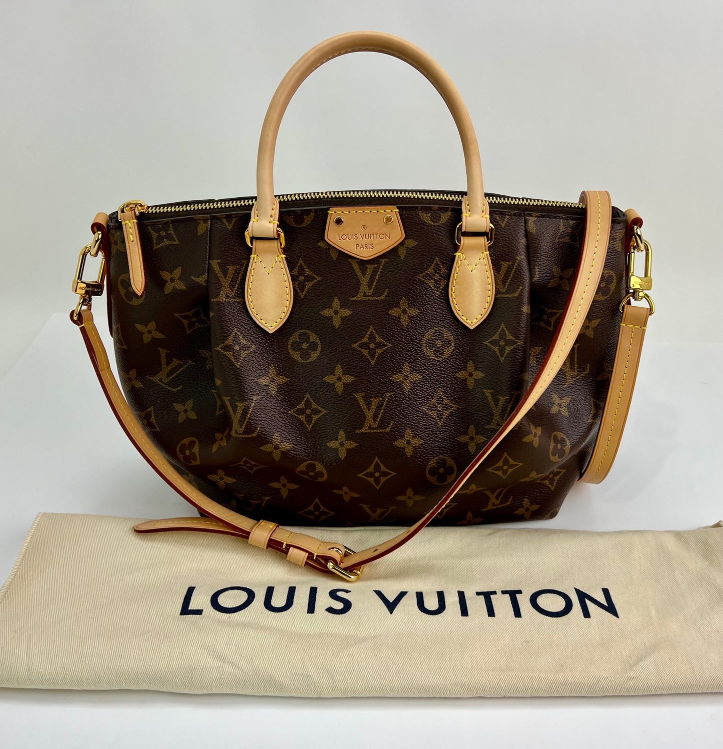 Louis Vuitton Monogram Canvas Turenne MM Bag w/o Strap - Yoogi's Closet