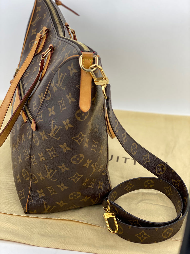 LOUIS VUITTON Delightful MM Monogram Tote Bag – Debsluxurycloset