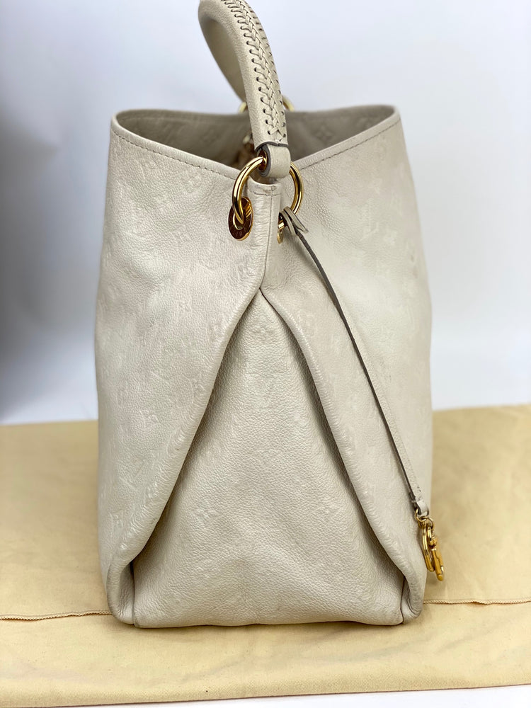 Louis Vuitton - Artsy MM Monogram Empreinte Leather Neige