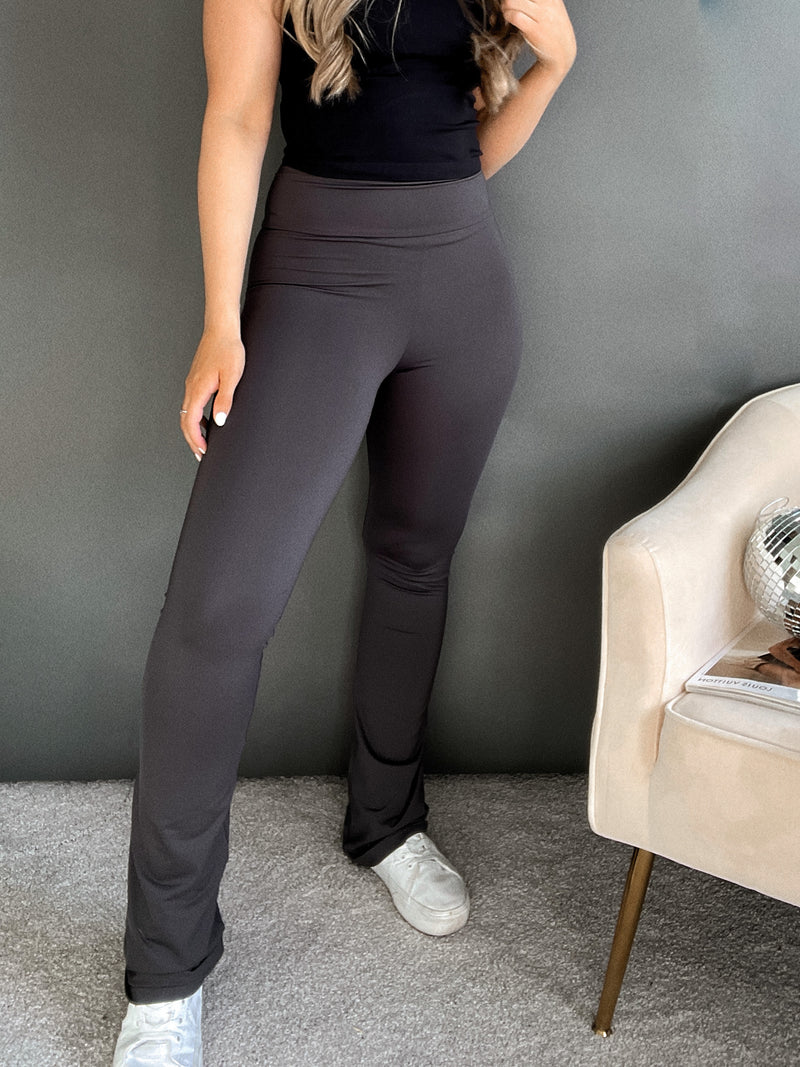 pad rooster Bedankt Blake Seamless High-waisted Flare Leggings (Charcoal) – La Belle Boutique