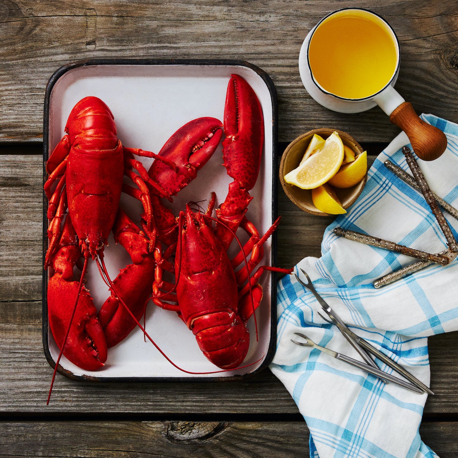 Live Lobsters (Min 2), Live Maine Lobster (Min 2)