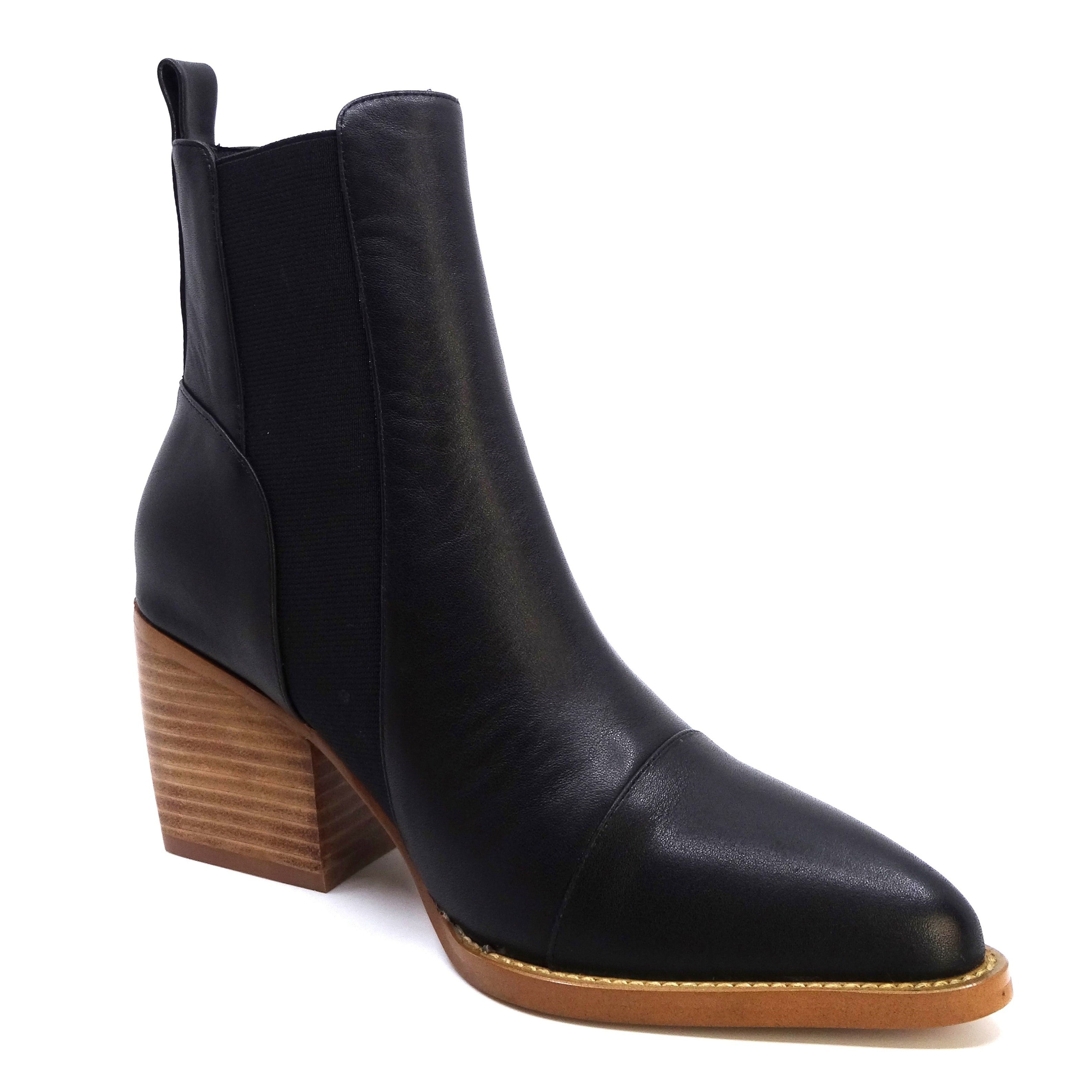 Django & Juliette Madora Black Leather