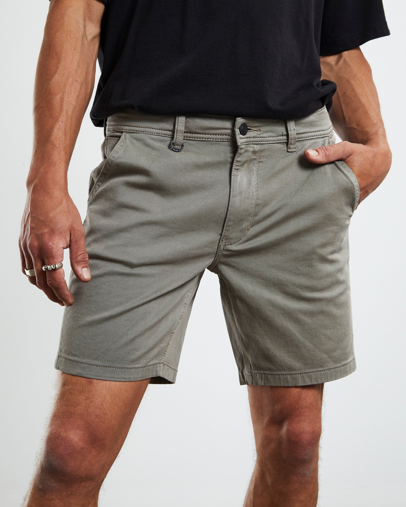 Neuw Denim Cody Workwear Short Latte