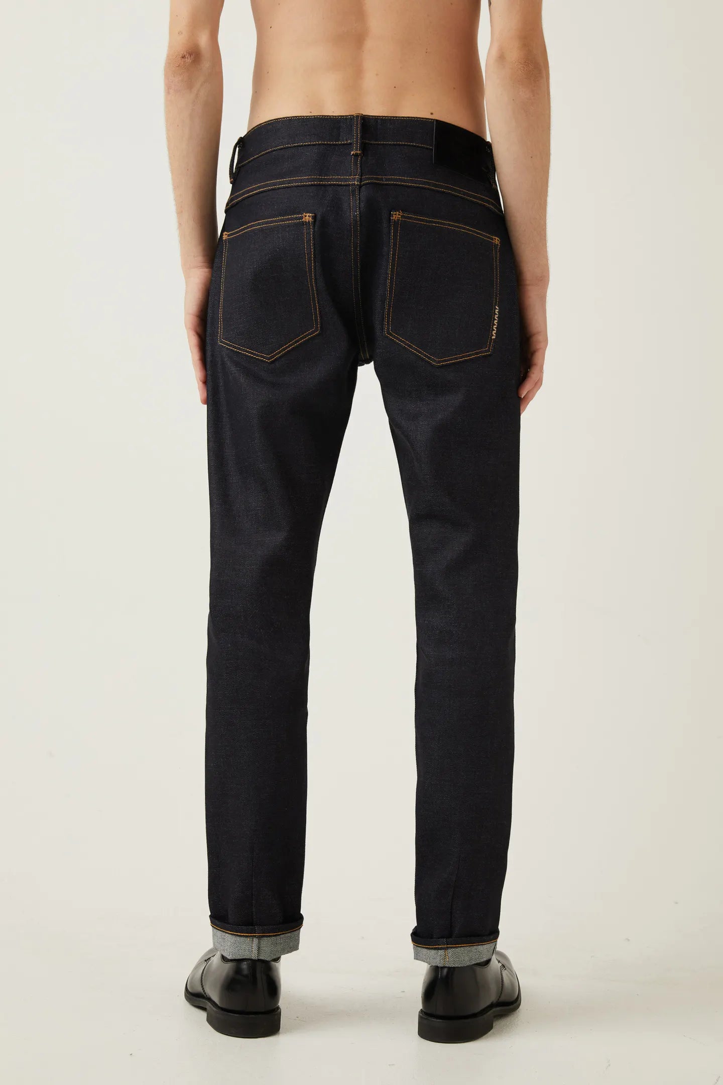 Neuw Denim Lou Slim Dry Japanese Selvedge