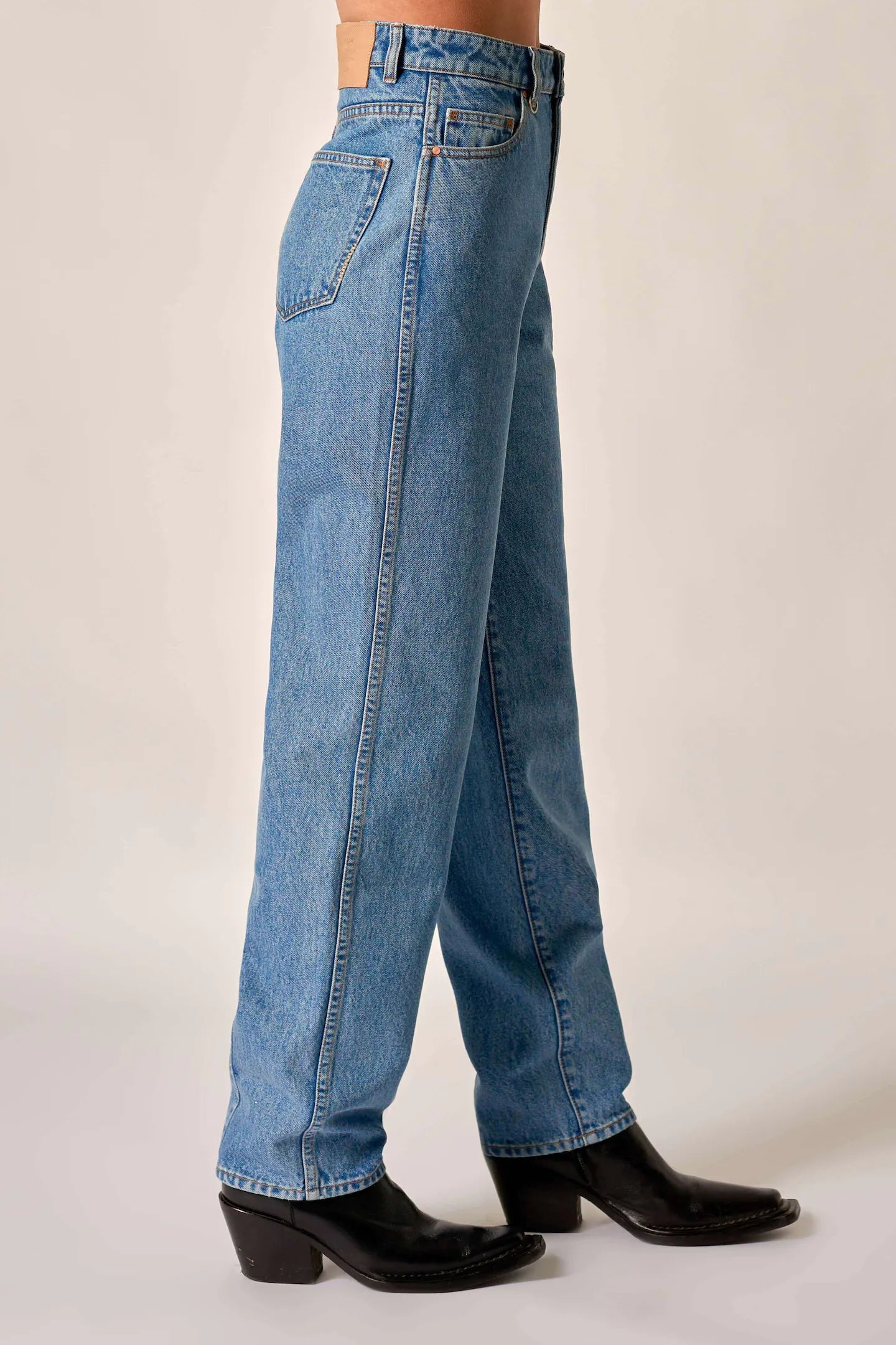 Neuw Denim Sade Baggy Bleeker