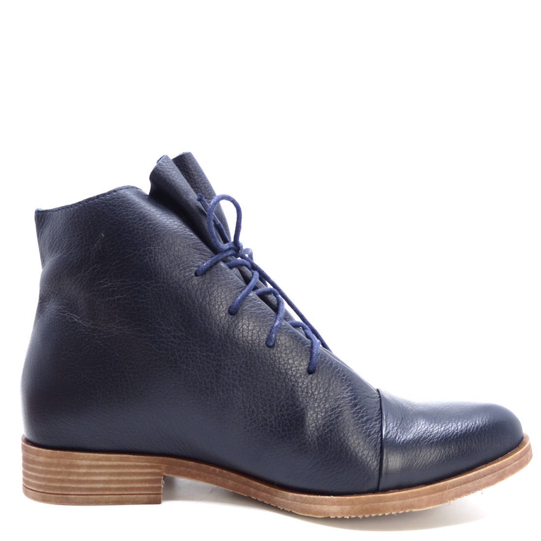 Django & Juliette Kingfish Navy Leather