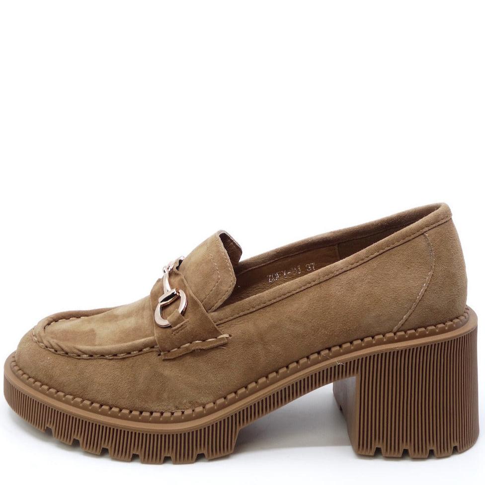 Django & Juliette Zoey Light Chocolate Suede