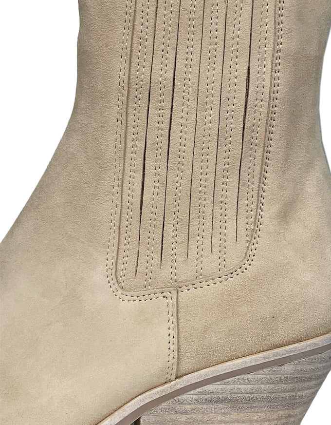 Mollini Rowe Nougat Suede