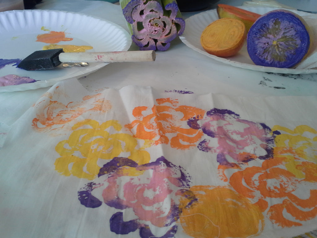 Fabric Painting with Fruit & Vegetables Class – Twisted Fiber Studio