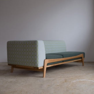 Luu Sofa dark green / gray | オーク/ウォルナット無垢材_Side