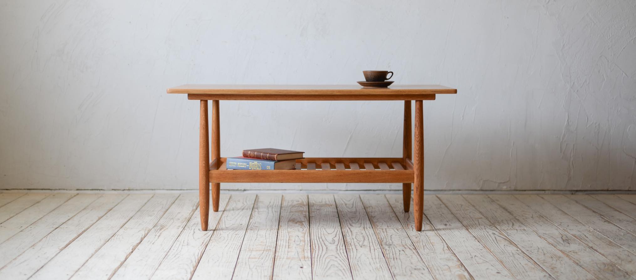 Ejvind A.Johansson Side Table 901D316A_デザイン