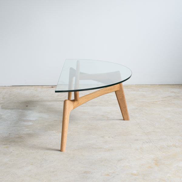 Luu Table（glass top） | オーク/ウォルナット無垢材_Side