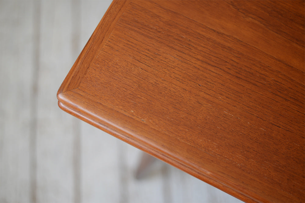 Dining Table D-R507D405