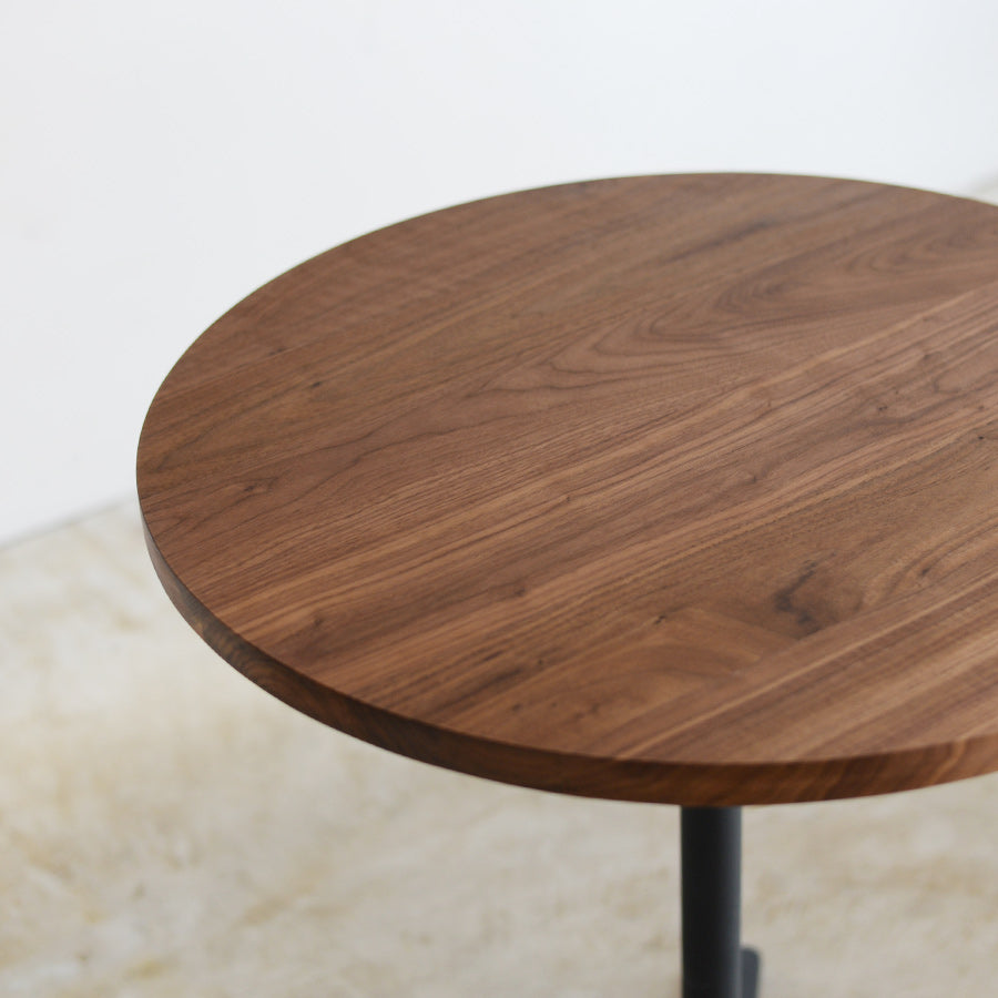 Round Cafe Table Φ700｜ウォルナット無垢材_Side