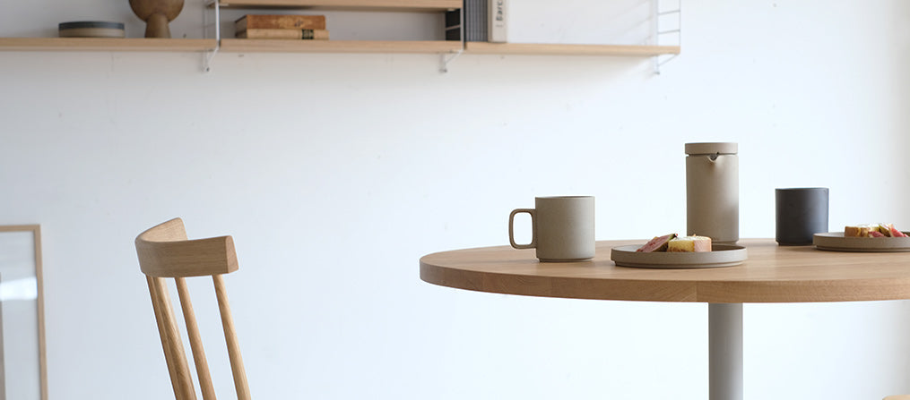 Round Cafe Table Φ900｜オーク無垢材_デザイン