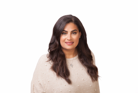 Dr. Giselle Tadros | Mini Bloom