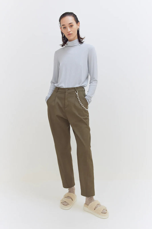 Joy Pant in Olive – Textile Apparel