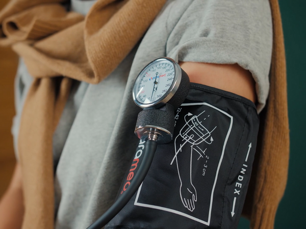 Manual blood pressure cuff by Paramed