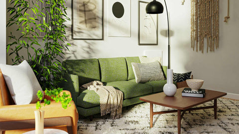 Ein Wohnzimmer mit grünem Sofa