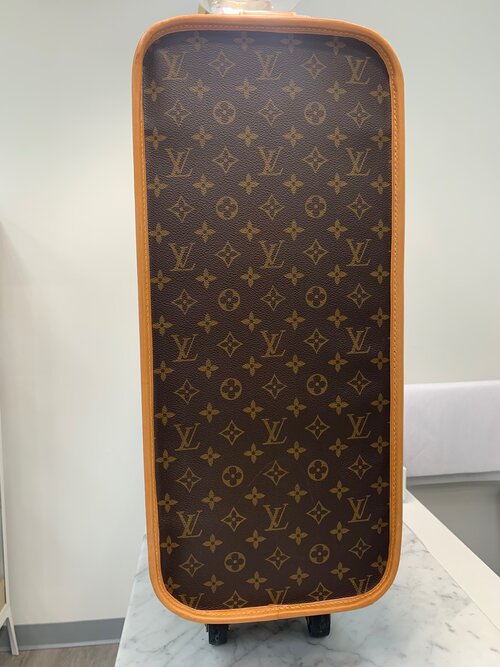 louis v suitcase