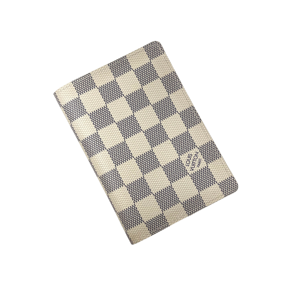 lv passport holder price