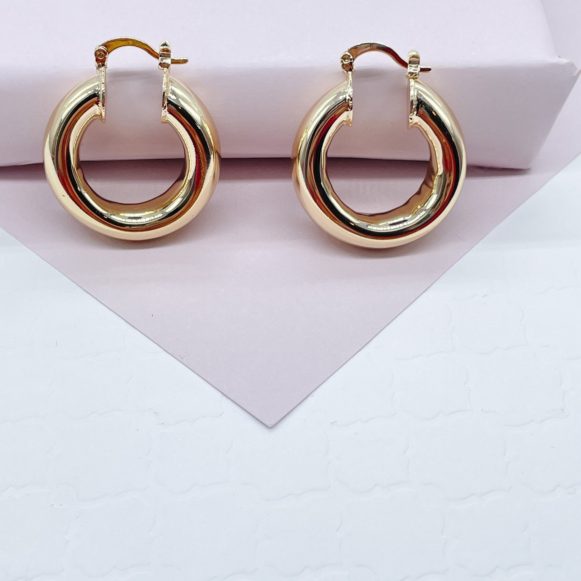 Chunky And Small 18k Gold Layered Plain Hoop Earrings For Wholesale An –  Bella Joias Miami