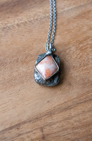 sunstone crystal pendant