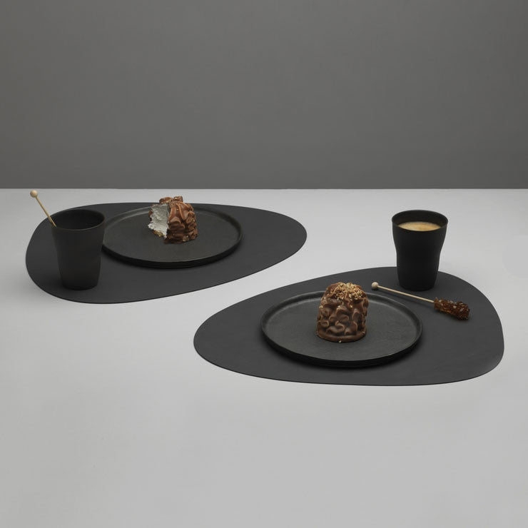 Leather Table Mat Curve Nupo Black Koperhuis