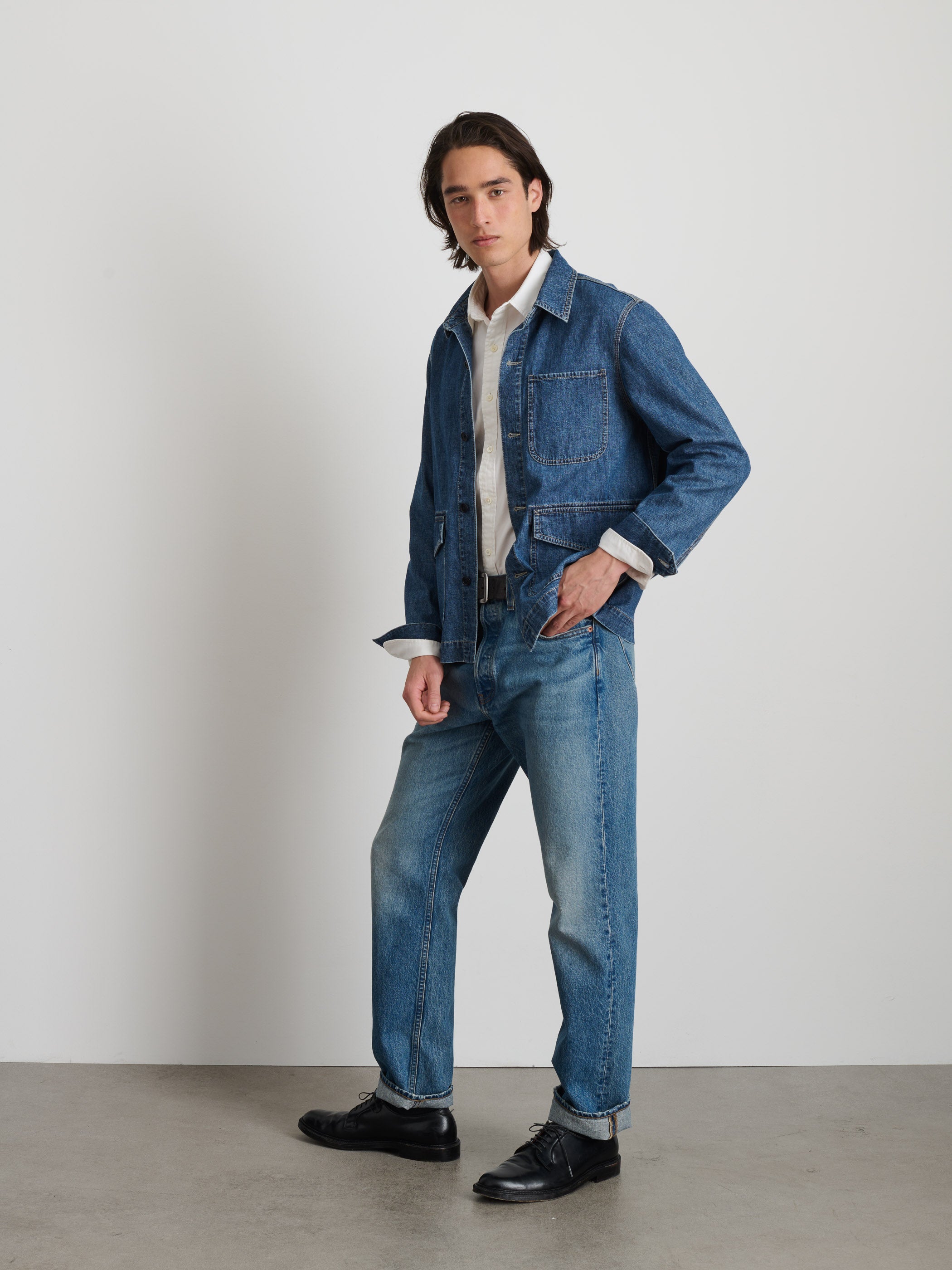 Shop Alex Mill Shirt Jacket In Lightweight Denim In Weathered Indigo