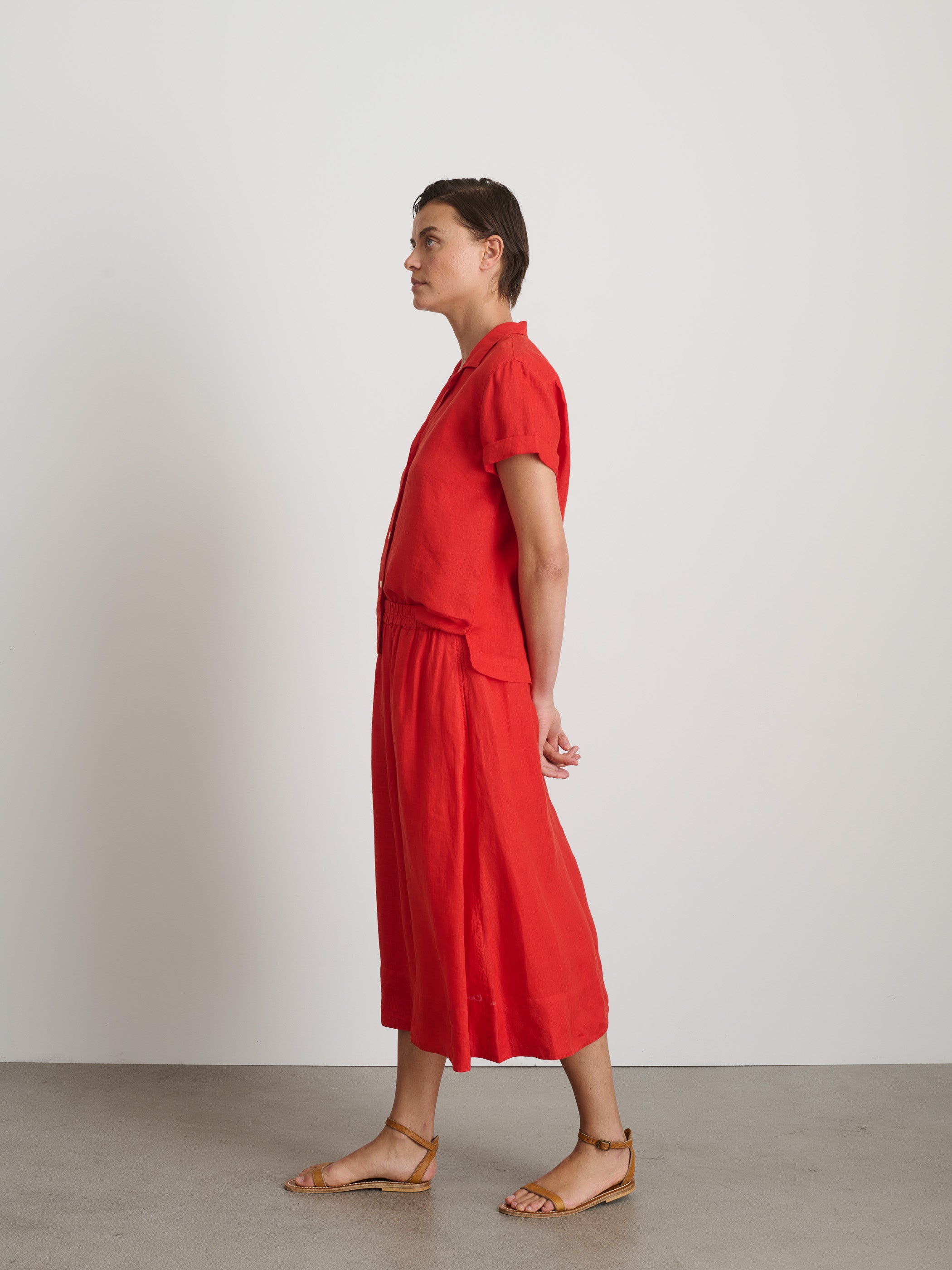 Shop Alex Mill Maddie Skirt In Linen In Chili