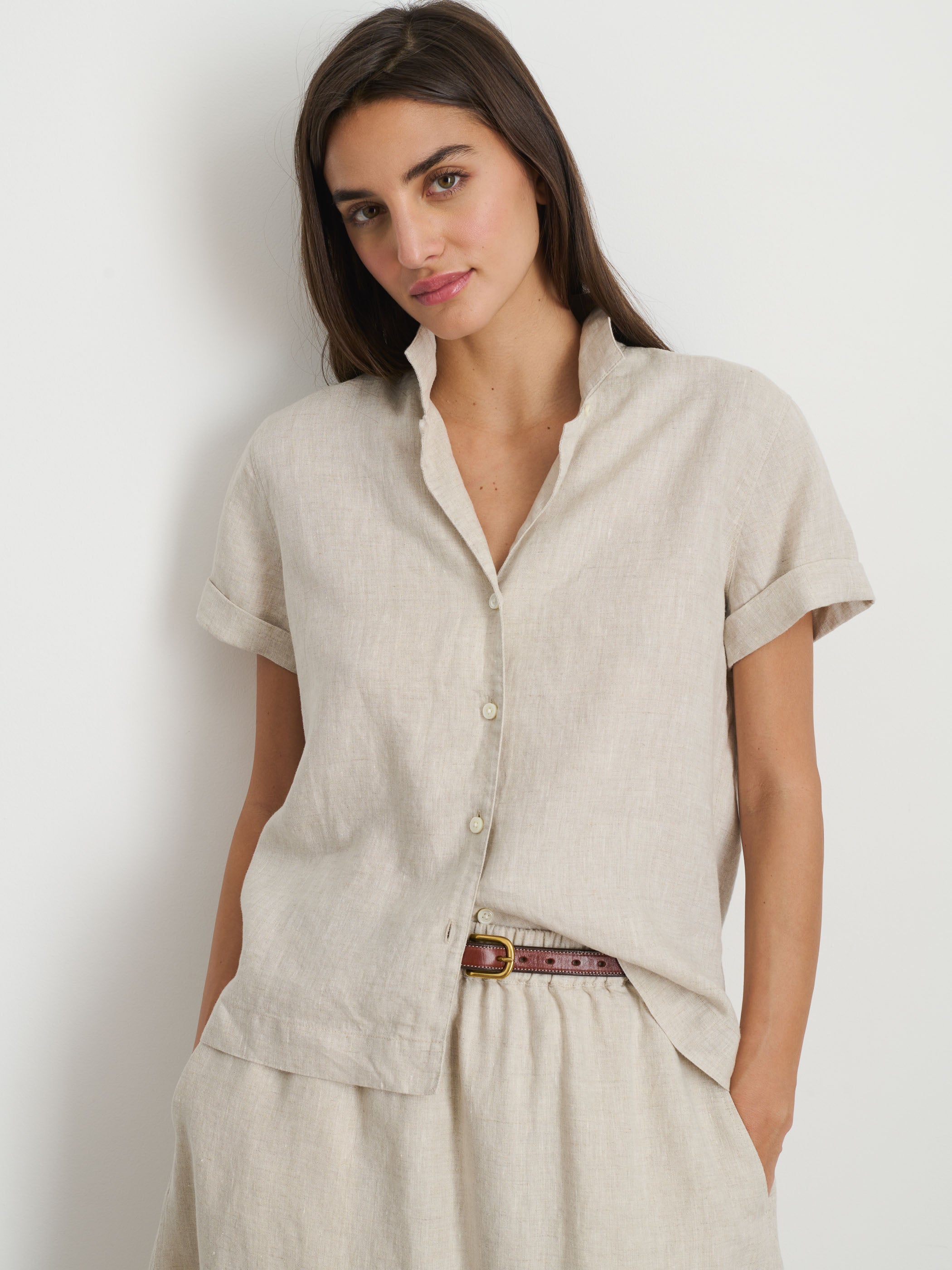 Shop Alex Mill Maddie Camp Shirt In Flax Linen