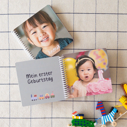 Fotobuch Kinder Geburtstag im Design von Gretas Schwester — Kleine Prints