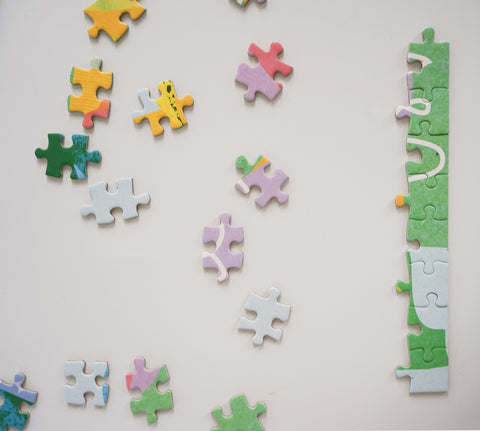 How to complete a jigsaw puzzle 