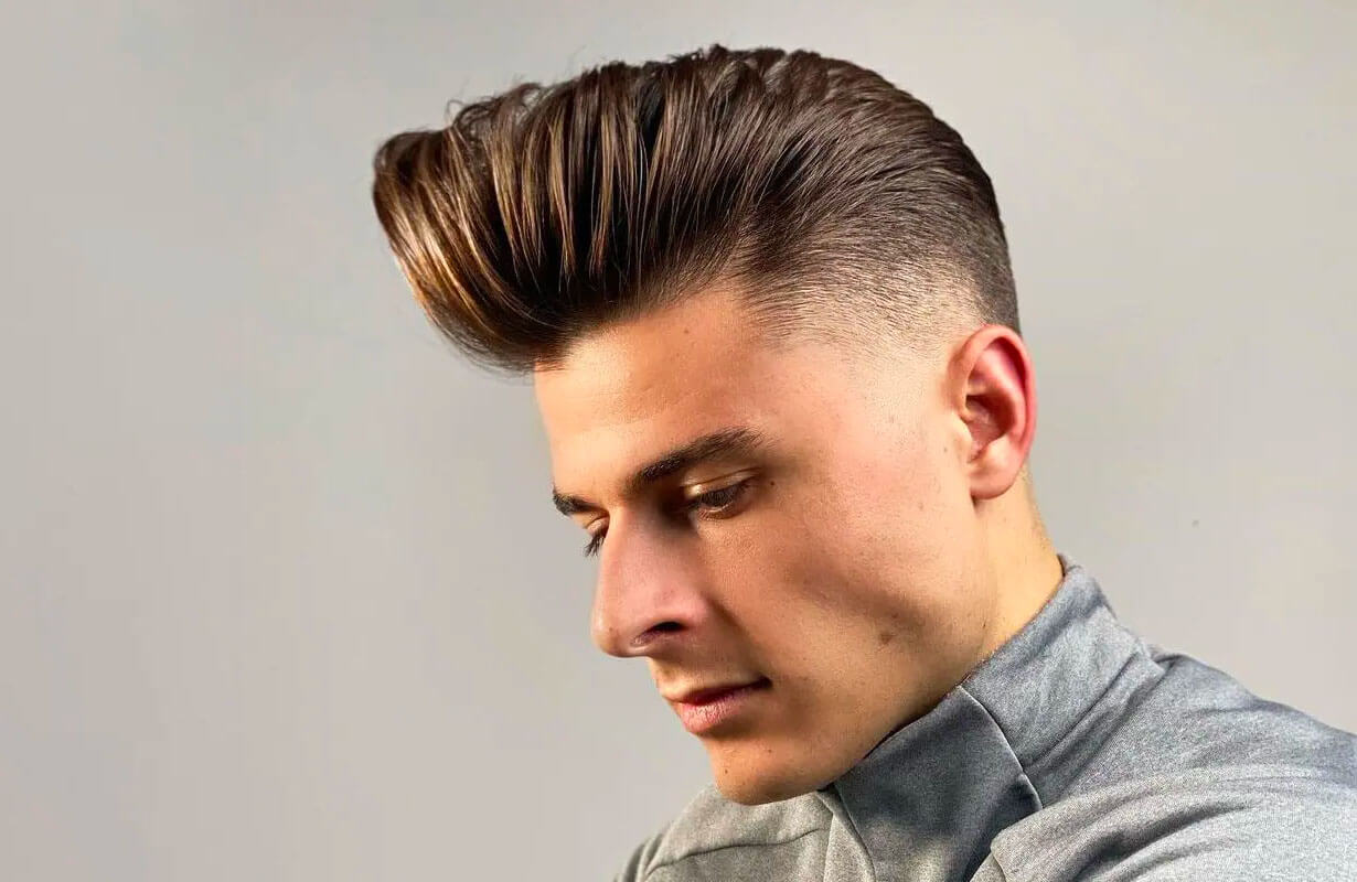 pompadour homme coupe de cheveux