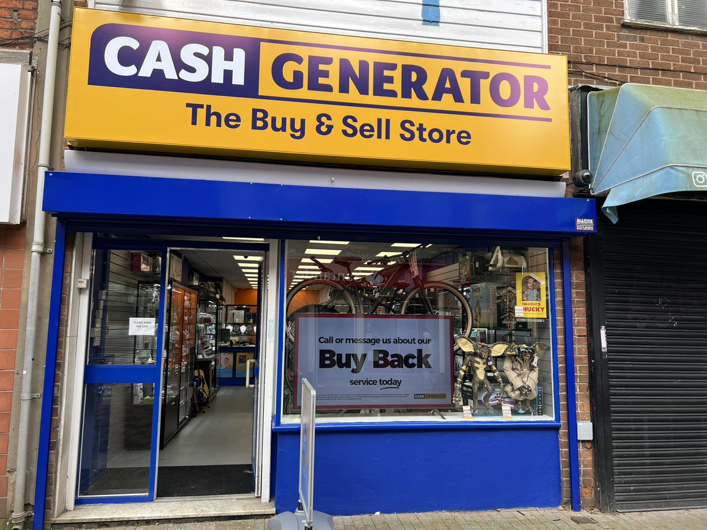 Cash Generator Leigh