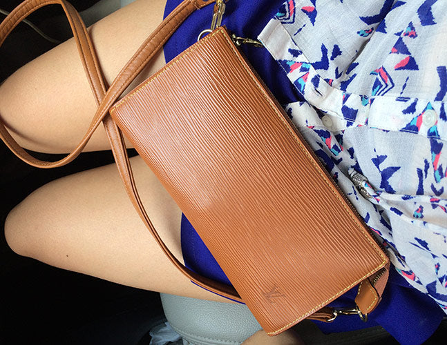 Petite cross body strap added to LV Pochette.