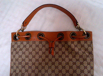 Broek strap hook replaced on Gucci bag.
