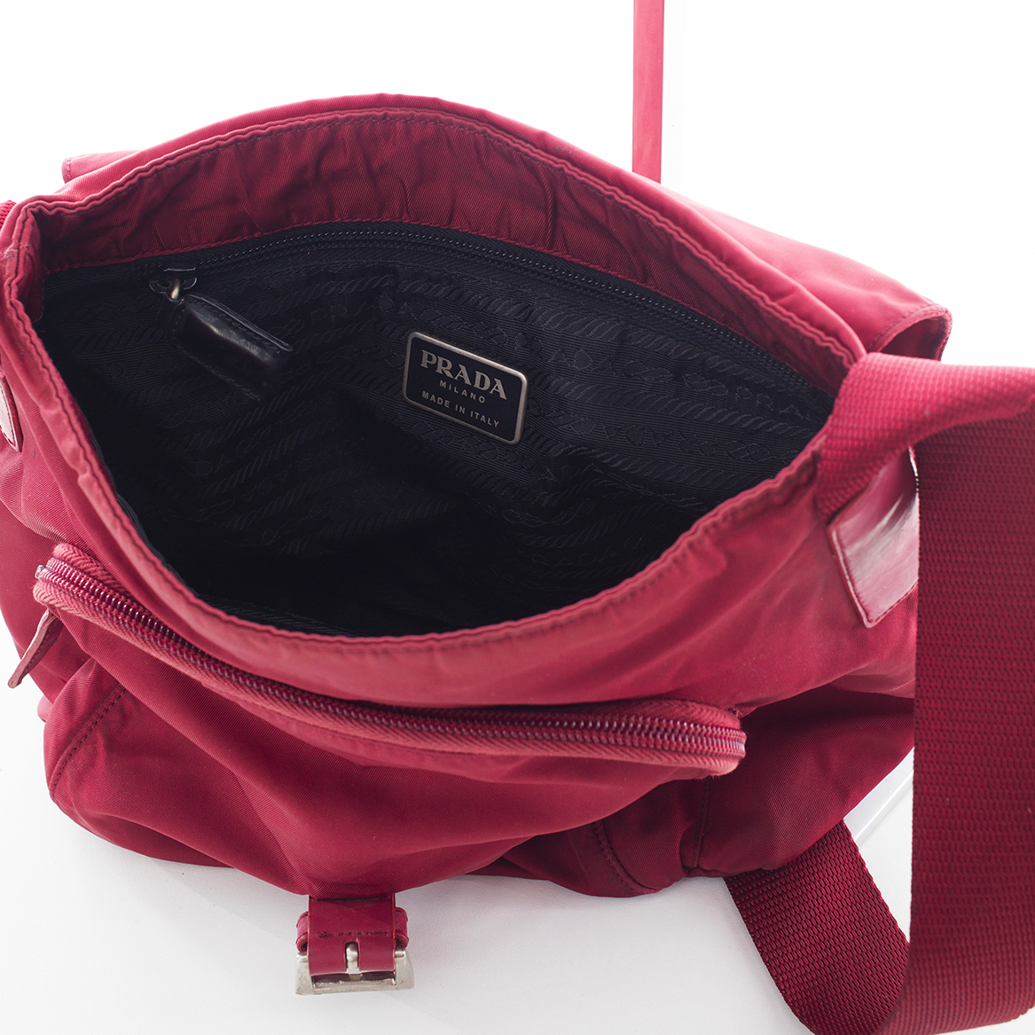 PRADA Red/Burgundy Nylon Crossbody Bag – PARYSEYE