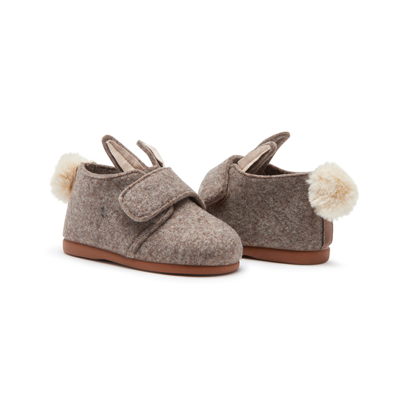 Bunny Fall Slippers in Brown