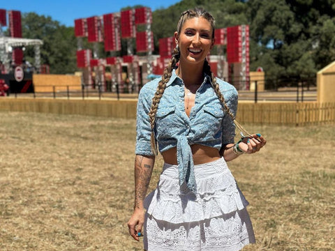 Inês Abrantes no Super Bock Super Rock com Guess