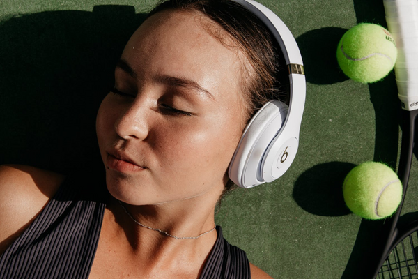 Srhythm headphones combine advanced ANC