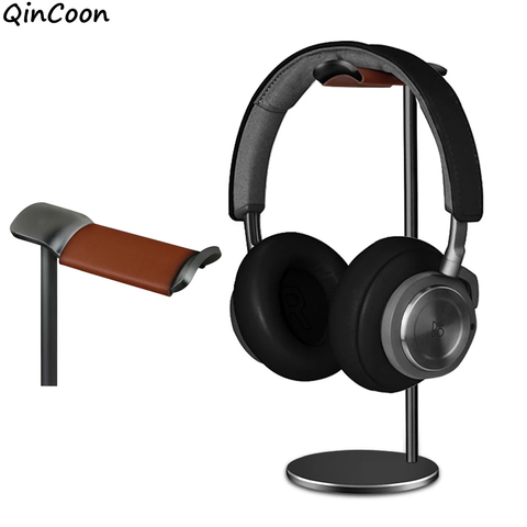 Curved Headphone stands