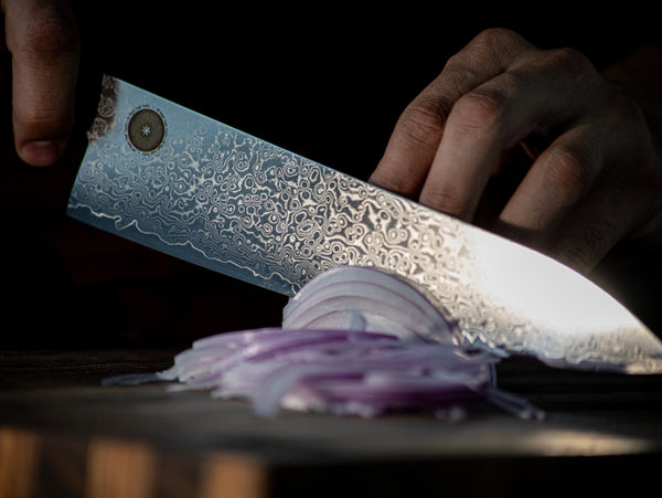 Cocina como un chef gracias a los cuchillos japoneses que ofrece LA RAZÓN