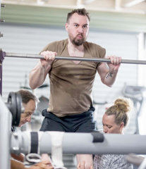 Martin Hibbert paraplegic man, weight training