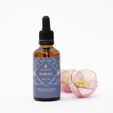 Scar oil to help with scarring from acne, stretch marks, wounds and surgery