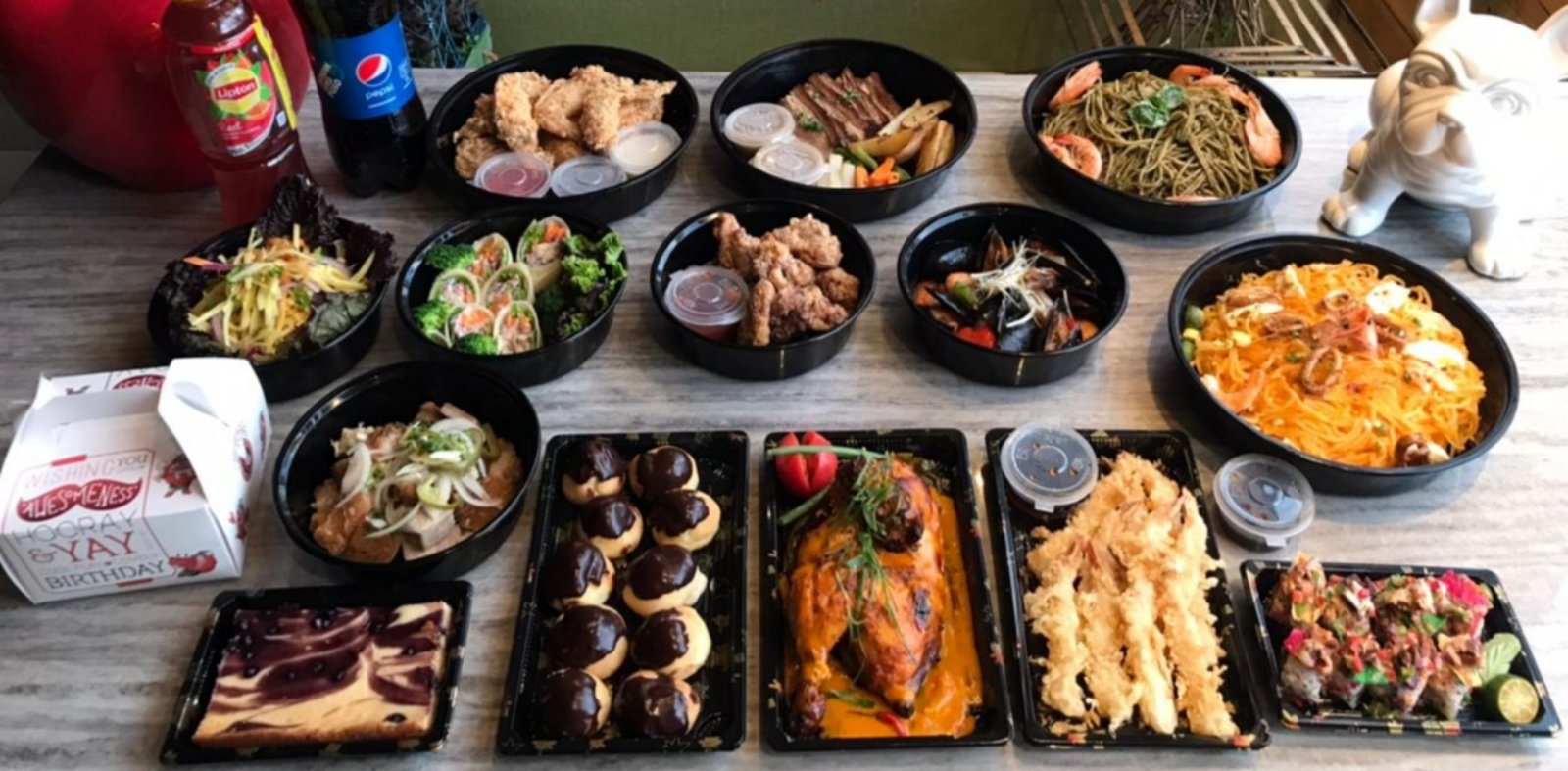 The Alley Cloverleaf Buffet To-Go (minimum of 5 pax per set of order) –  Vikings Group
