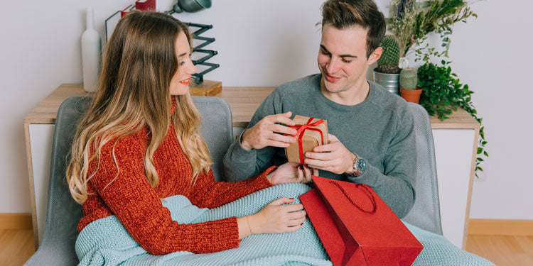 50+ Best Gifts for Couples in 2023 - Couple Gift Ideas for Christmas